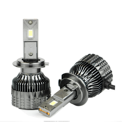 Bulbo automotriz H7 H4 H11 de las señales de vuelta del coche 55W LED de la serie V30
